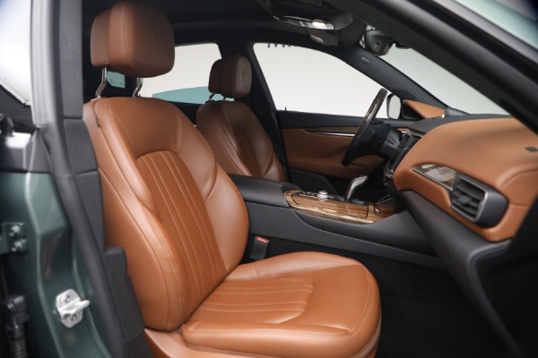 Used 2022 Maserati Levante GT for sale $42,900 at Alfa Romeo of Greenwich in Greenwich CT 06830 15