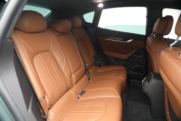 Used 2022 Maserati Levante GT for sale $42,900 at Alfa Romeo of Greenwich in Greenwich CT 06830 17