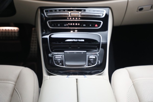 Used 2021 Mercedes-Benz E-Class AMG E 63 S for sale $82,900 at Alfa Romeo of Greenwich in Greenwich CT 06830 24