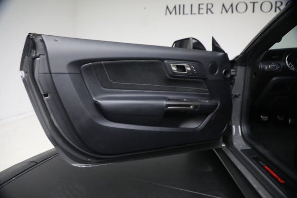 Used 2018 Ford Mustang Shelby GT350 for sale $53,900 at Alfa Romeo of Greenwich in Greenwich CT 06830 25