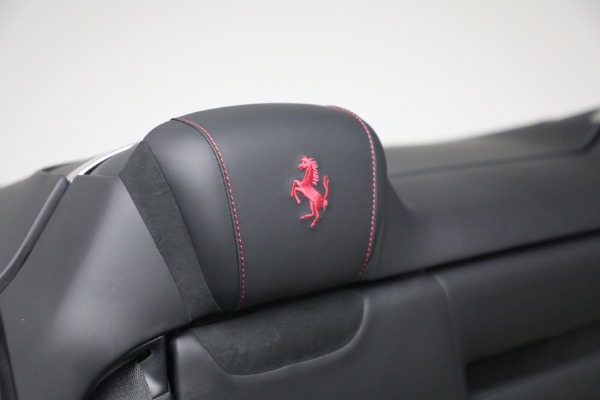 Used 2025 Ferrari Roma Spider for sale $317,900 at Alfa Romeo of Greenwich in Greenwich CT 06830 24