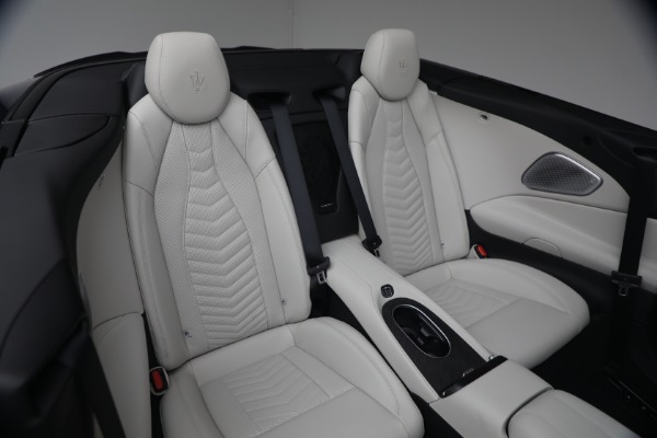 New 2026 Maserati GranCabrio Trofeo for sale $200,785 at Alfa Romeo of Greenwich in Greenwich CT 06830 18