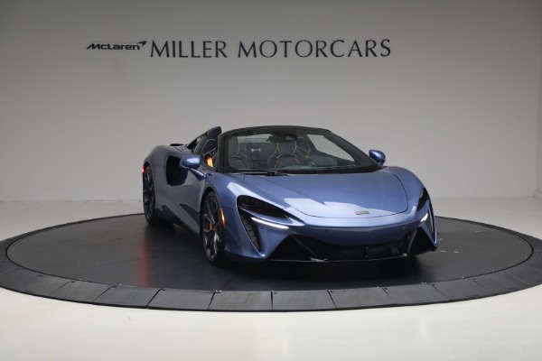 New 2026 McLaren Artura Spider Performance for sale $336,300 at Alfa Romeo of Greenwich in Greenwich CT 06830 11