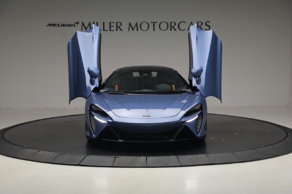 New 2026 McLaren Artura Spider Performance for sale $336,300 at Alfa Romeo of Greenwich in Greenwich CT 06830 13
