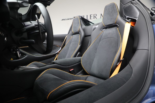 New 2026 McLaren Artura Spider Performance for sale $336,300 at Alfa Romeo of Greenwich in Greenwich CT 06830 21
