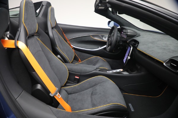 New 2026 McLaren Artura Spider Performance for sale $336,300 at Alfa Romeo of Greenwich in Greenwich CT 06830 25