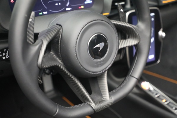 New 2026 McLaren Artura Spider Performance for sale $336,300 at Alfa Romeo of Greenwich in Greenwich CT 06830 28