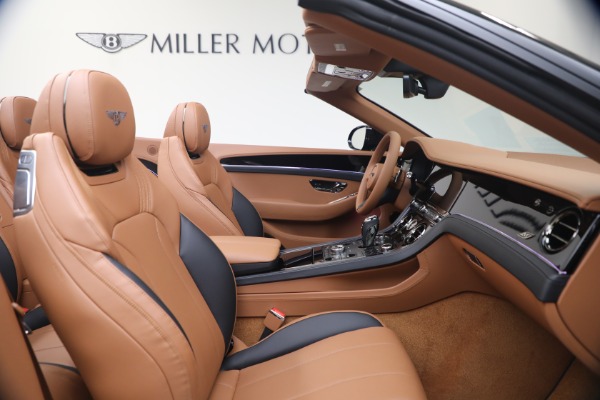 New 2026 Bentley Continental GTC for sale $401,300 at Alfa Romeo of Greenwich in Greenwich CT 06830 28