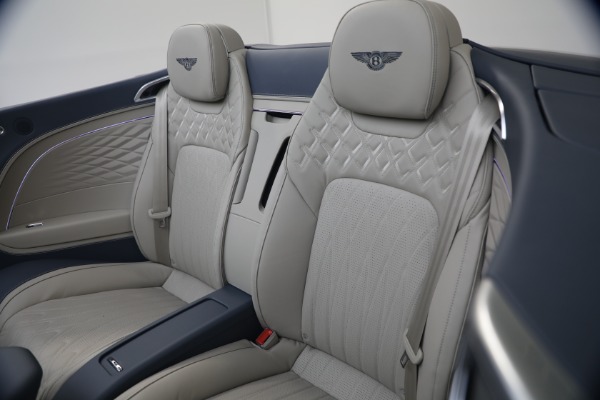 New 2026 Bentley Continental GTC Azure for sale $385,660 at Alfa Romeo of Greenwich in Greenwich CT 06830 26