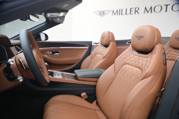 New 2026 Bentley Continental GTC Azure for sale $390,870 at Alfa Romeo of Greenwich in Greenwich CT 06830 25