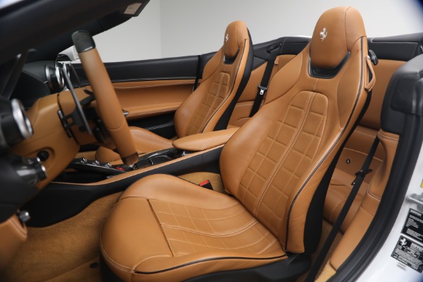 Used 2023 Ferrari Portofino M for sale $267,900 at Alfa Romeo of Greenwich in Greenwich CT 06830 16