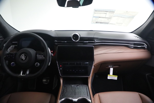New 2026 Maserati Grecale Modena V6 for sale $97,295 at Alfa Romeo of Greenwich in Greenwich CT 06830 22