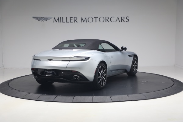 Used 2019 Aston Martin DB11 Volante for sale $105,900 at Alfa Romeo of Greenwich in Greenwich CT 06830 19