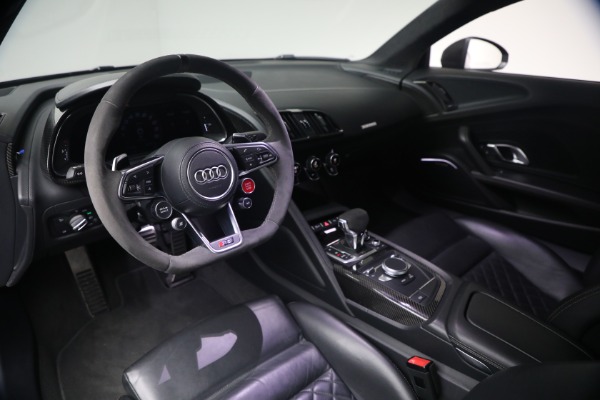 Used 2020 Audi R8 5.2 quattro V10 performance for sale $213,900 at Alfa Romeo of Greenwich in Greenwich CT 06830 23