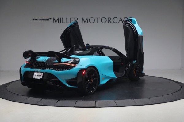 Used 2022 McLaren 765LT Spider for sale $599,900 at Alfa Romeo of Greenwich in Greenwich CT 06830 18
