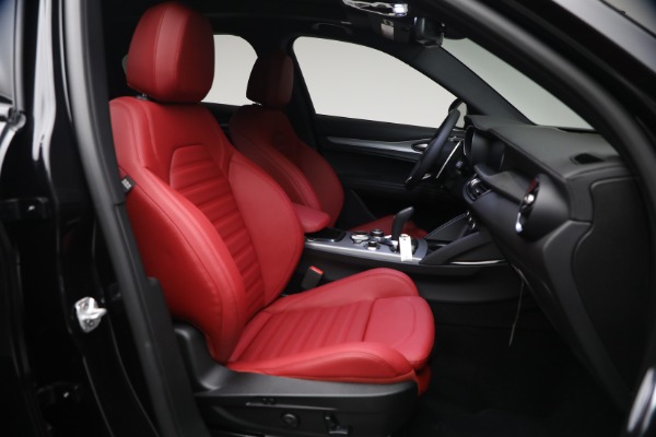New 2026 Alfa Romeo Stelvio Veloce for sale $62,715 at Alfa Romeo of Greenwich in Greenwich CT 06830 16
