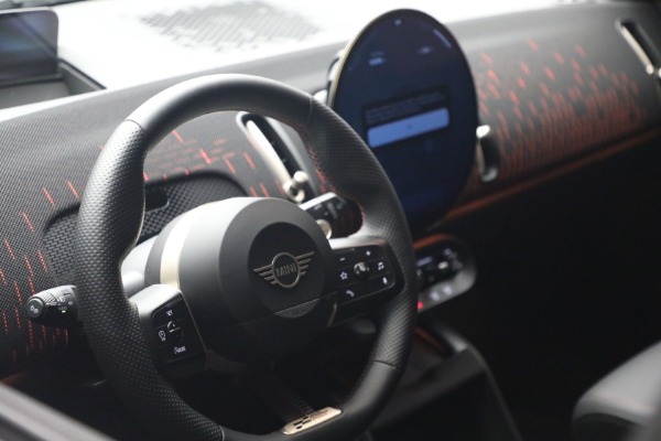 Used 2025 MINI Countryman John Cooper Works ALL4 for sale $42,900 at Alfa Romeo of Greenwich in Greenwich CT 06830 24
