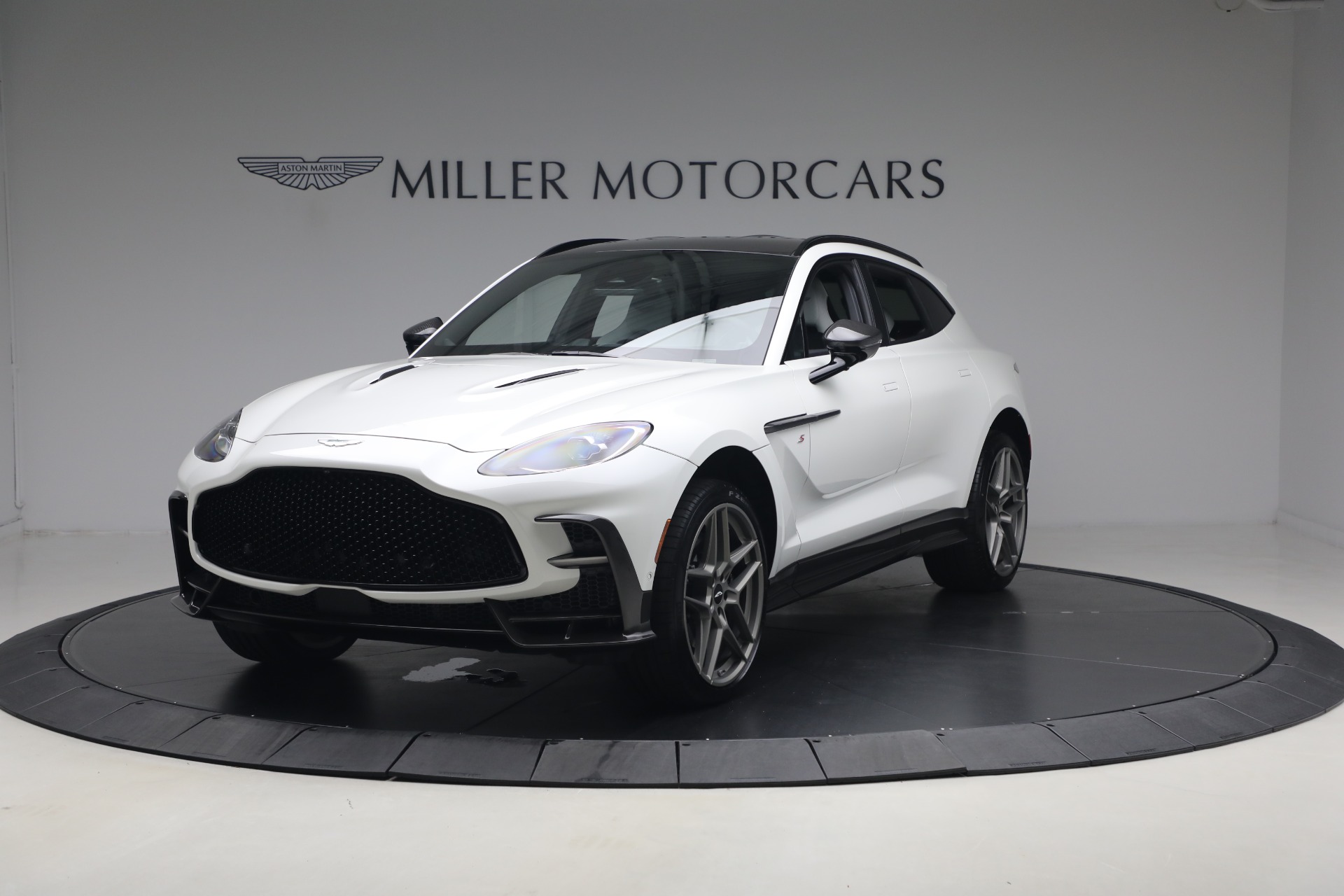New 2026 Aston Martin DBX S for sale $418,965 at Alfa Romeo of Greenwich in Greenwich CT 06830 1