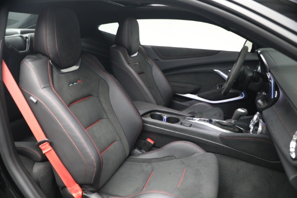 Used 2023 Chevrolet Camaro ZL1 for sale $73,900 at Alfa Romeo of Greenwich in Greenwich CT 06830 18