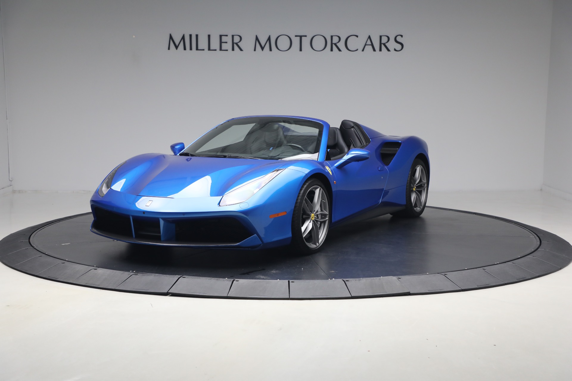Used 2017 Ferrari 488 Spider for sale Call for price at Alfa Romeo of Greenwich in Greenwich CT 06830 1