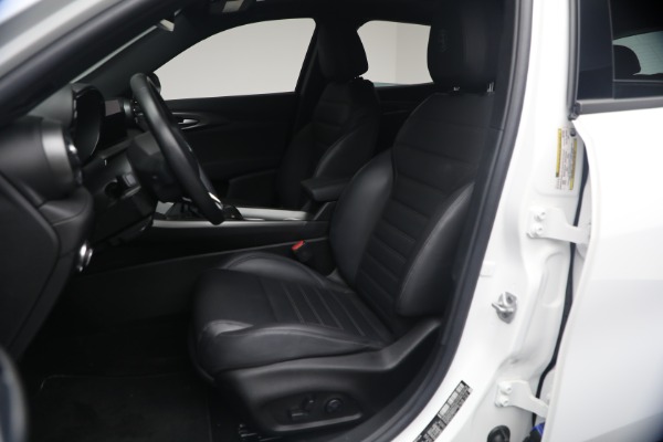 Used 2024 Alfa Romeo Tonale Hybrid Ti for sale $26,900 at Alfa Romeo of Greenwich in Greenwich CT 06830 15