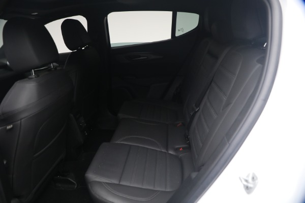 Used 2024 Alfa Romeo Tonale Hybrid Ti for sale $26,900 at Alfa Romeo of Greenwich in Greenwich CT 06830 21