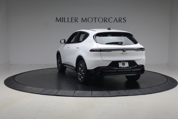 Used 2024 Alfa Romeo Tonale Hybrid Ti for sale $26,900 at Alfa Romeo of Greenwich in Greenwich CT 06830 4