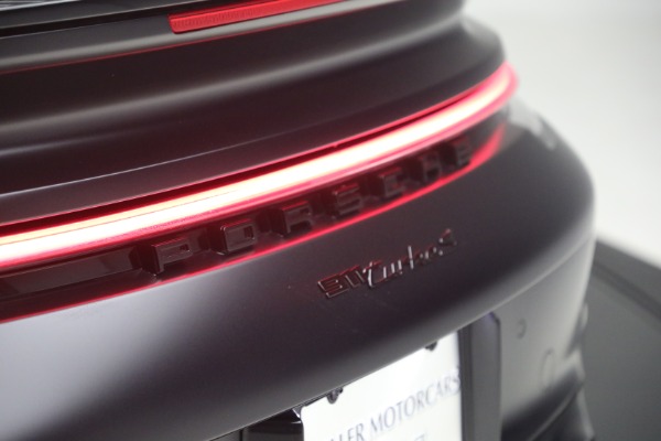 Used 2021 Porsche 911 Turbo S for sale $239,900 at Alfa Romeo of Greenwich in Greenwich CT 06830 28