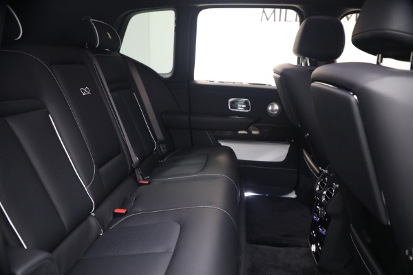 New 2027 Rolls-Royce Black Badge Cullinan for sale $576,350 at Alfa Romeo of Greenwich in Greenwich CT 06830 23
