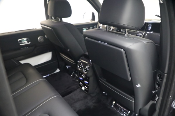 New 2027 Rolls-Royce Black Badge Cullinan for sale $576,350 at Alfa Romeo of Greenwich in Greenwich CT 06830 24