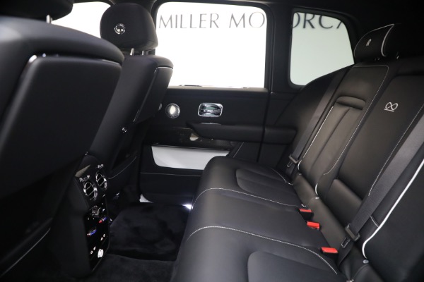 New 2027 Rolls-Royce Black Badge Cullinan for sale $576,350 at Alfa Romeo of Greenwich in Greenwich CT 06830 27