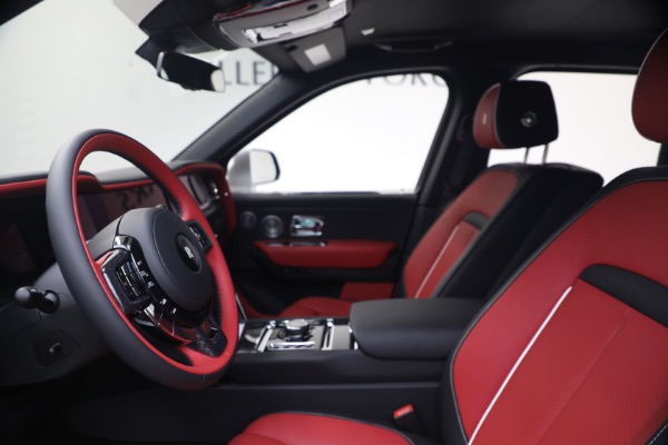 New 2027 Rolls-Royce Black Badge Cullinan for sale $588,050 at Alfa Romeo of Greenwich in Greenwich CT 06830 16