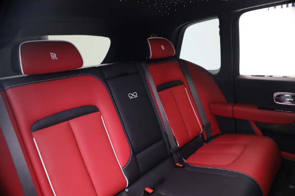 New 2027 Rolls-Royce Black Badge Cullinan for sale $588,050 at Alfa Romeo of Greenwich in Greenwich CT 06830 21