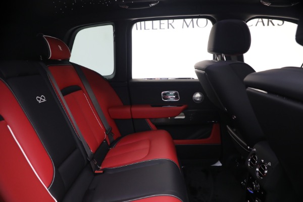 New 2027 Rolls-Royce Black Badge Cullinan for sale $588,050 at Alfa Romeo of Greenwich in Greenwich CT 06830 22