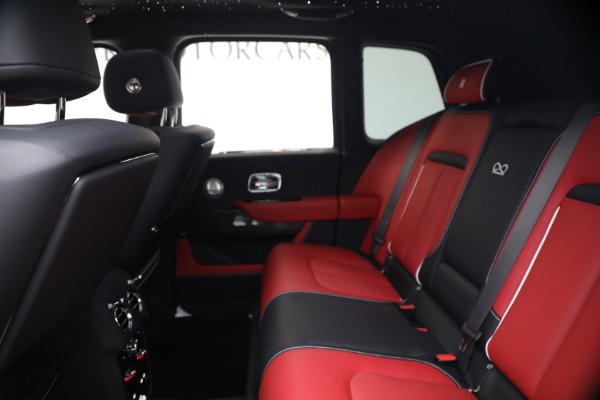 New 2027 Rolls-Royce Black Badge Cullinan for sale $588,050 at Alfa Romeo of Greenwich in Greenwich CT 06830 27