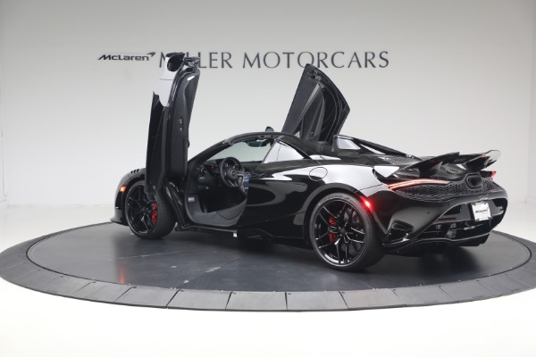New 2027 McLaren 750S Spider Performance for sale $468,650 at Alfa Romeo of Greenwich in Greenwich CT 06830 16