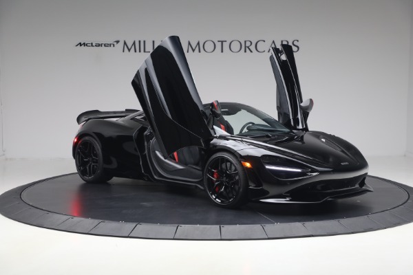 New 2027 McLaren 750S Spider Performance for sale $468,650 at Alfa Romeo of Greenwich in Greenwich CT 06830 20