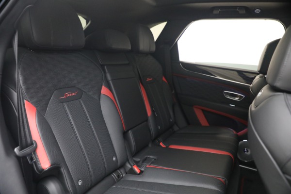 New 2026 Bentley Bentayga Speed V8 for sale $334,815 at Alfa Romeo of Greenwich in Greenwich CT 06830 27