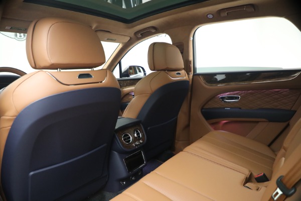New 2026 Bentley Bentayga Azure V8 for sale $291,615 at Alfa Romeo of Greenwich in Greenwich CT 06830 18