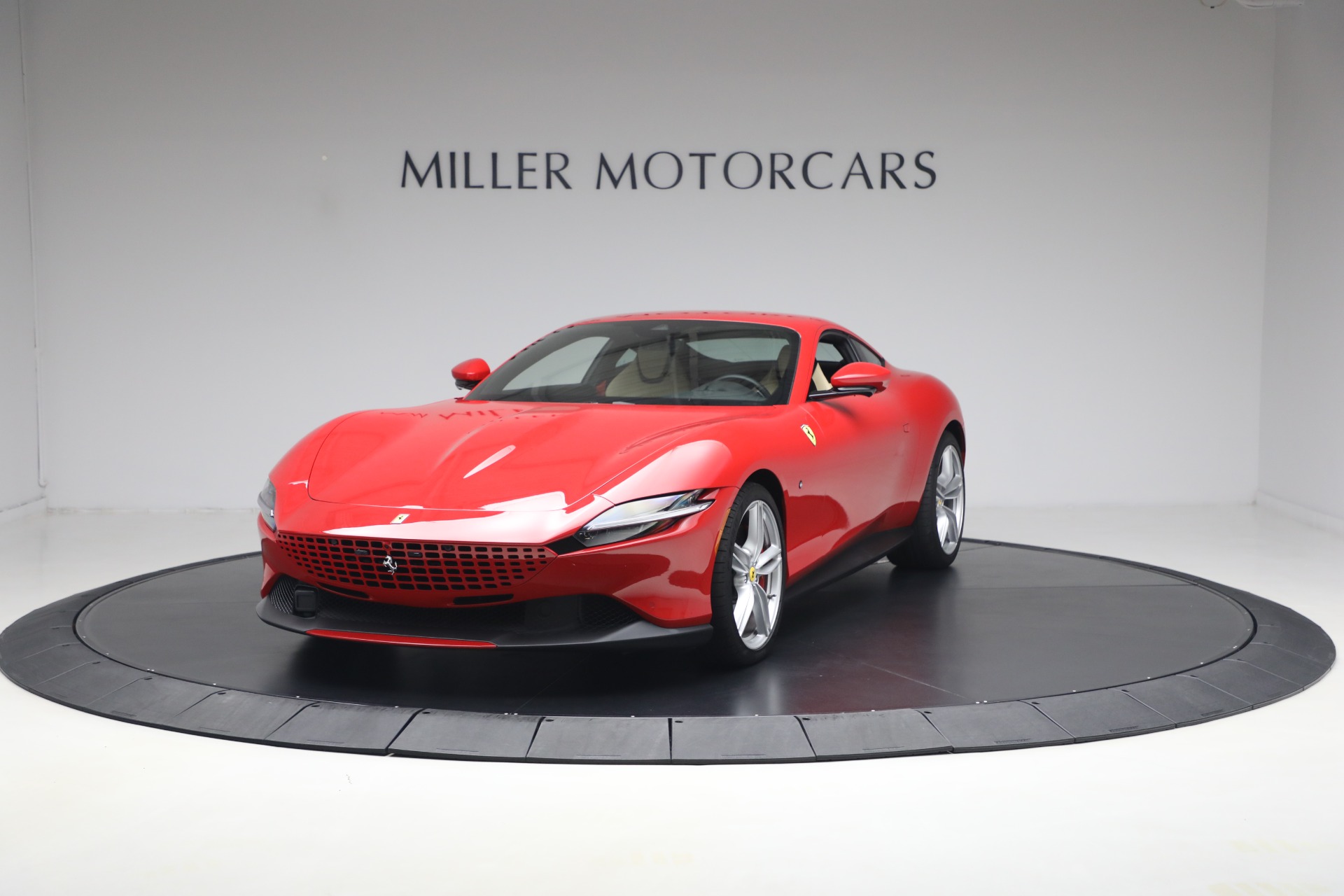Used 2022 Ferrari Roma for sale $209,900 at Alfa Romeo of Greenwich in Greenwich CT 06830 1