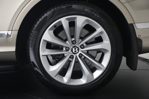 Used 2021 Bentley Bentayga V8 for sale $119,900 at Alfa Romeo of Greenwich in Greenwich CT 06830 15