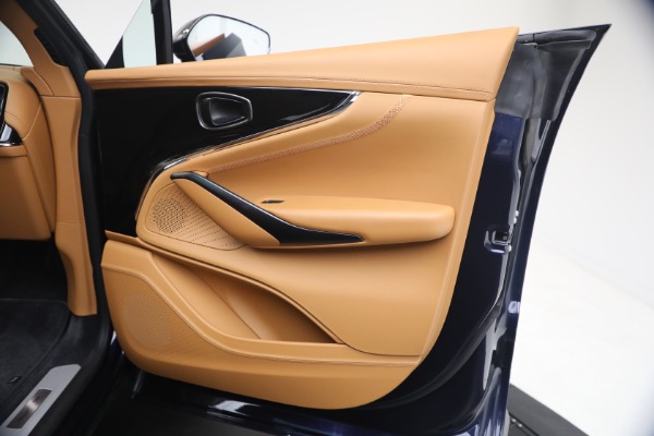 Used 2026 Aston Martin DBX 707 for sale $259,900 at Alfa Romeo of Greenwich in Greenwich CT 06830 28