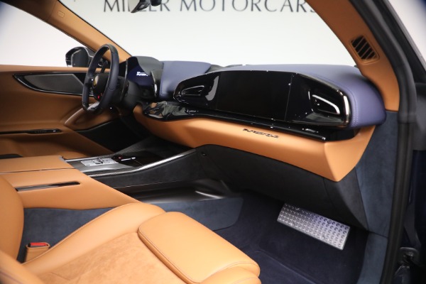 Used 2025 Ferrari Purosangue for sale $545,900 at Alfa Romeo of Greenwich in Greenwich CT 06830 18