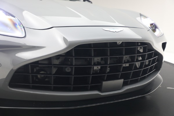 New 2026 Aston Martin Vantage Roadster for sale $263,400 at Alfa Romeo of Greenwich in Greenwich CT 06830 26
