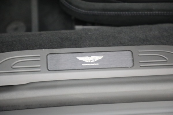 New 2026 Aston Martin Vantage Roadster for sale $263,400 at Alfa Romeo of Greenwich in Greenwich CT 06830 27