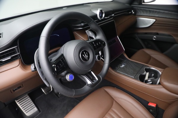 New 2026 Maserati Grecale Modena V6 for sale Call for price at Alfa Romeo of Greenwich in Greenwich CT 06830 15