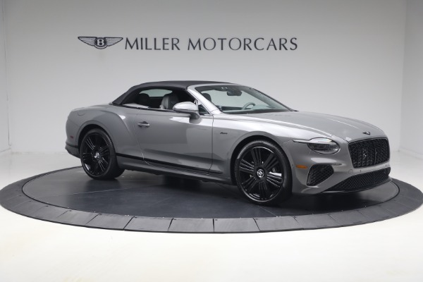 Used 2026 Bentley Continental GTC Azure for sale $389,900 at Alfa Romeo of Greenwich in Greenwich CT 06830 15