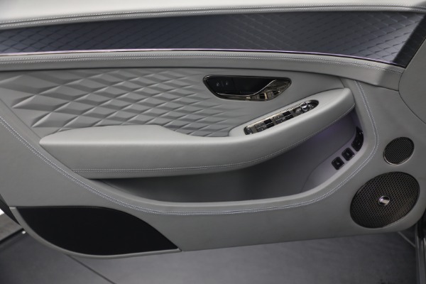 New 2026 Bentley Continental GTC Azure for sale $398,900 at Alfa Romeo of Greenwich in Greenwich CT 06830 22