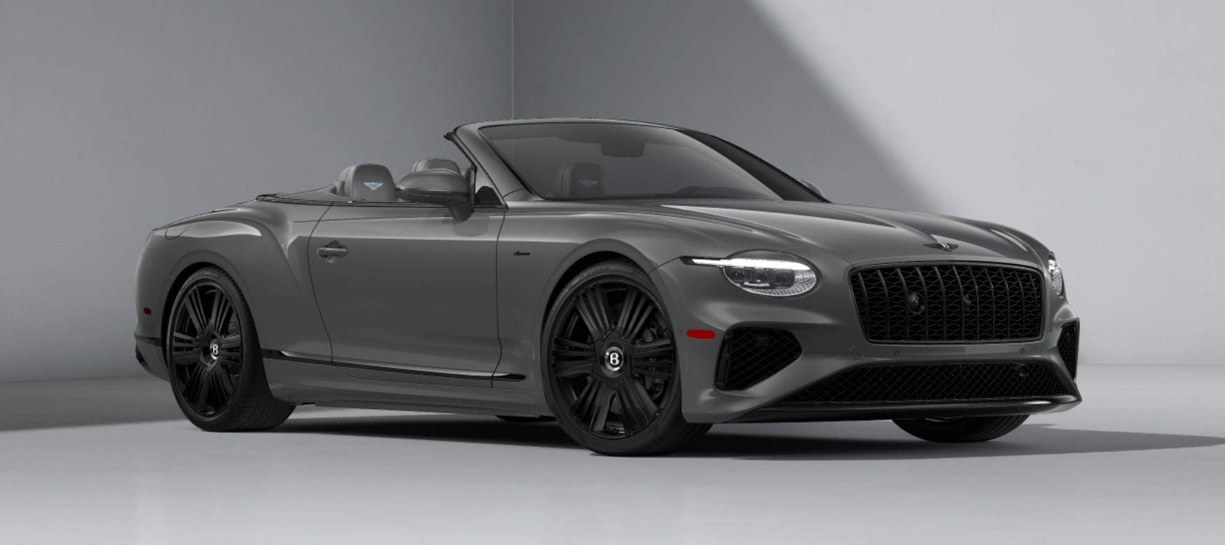 New 2026 Bentley Continental GTC Azure for sale $409,900 at Alfa Romeo of Greenwich in Greenwich CT 06830 1