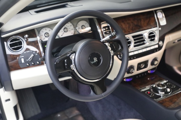 Used 2014 Rolls-Royce Ghost for sale $139,900 at Alfa Romeo of Greenwich in Greenwich CT 06830 24
